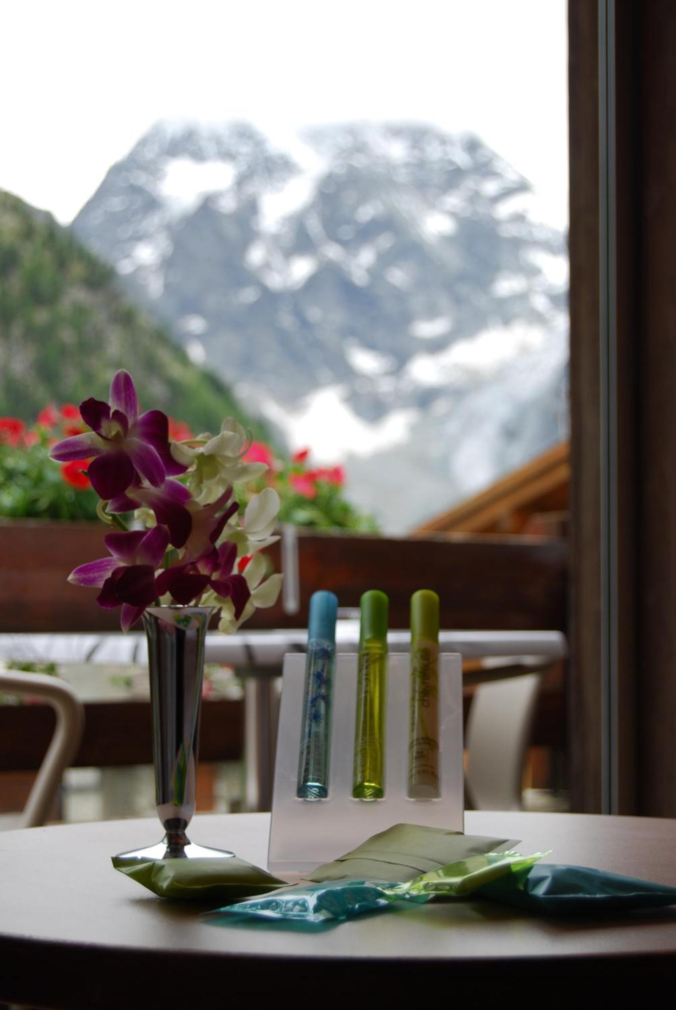 Hotel Du Pigne Arolla Exterior photo